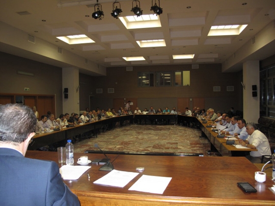 Ποικίλα τα θέματα της ημερήσιας διάταξης.