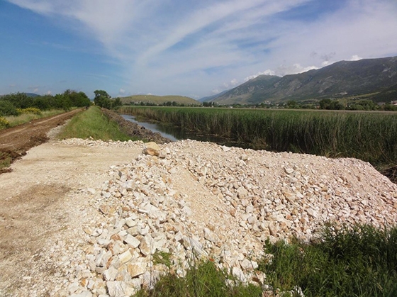 Υπογράφηκε η ΠΝΠ για την αδειοδότηση για τις απολήξεις χώματος