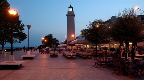 “Κάθε πέρσι και καλύτερα” δηλώνουν οι επαγγελματίες Καφέ – Εστίασης στην Αλεξανδρούπολη