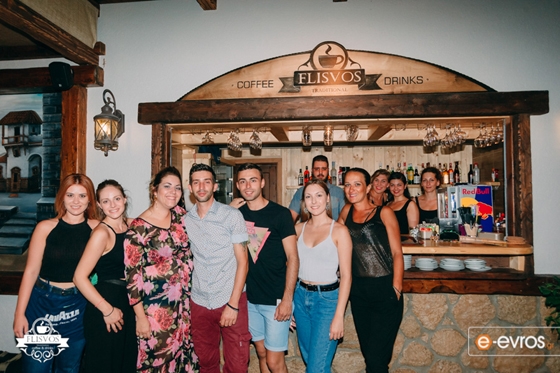 O Flisvos «στήθηκε» με πολύ αγάπη και ζεστασιά.