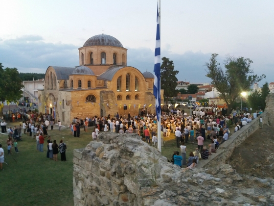 Εδώ και χρόνια πολίτες και κάτοικοι των Φερών αλλά και του Τυχερού Έβρου ζητάνε στήριξη για το αίτημά τους να συσταθεί Δήμος "Παναγίας Κοσμοσώτειρας" 
