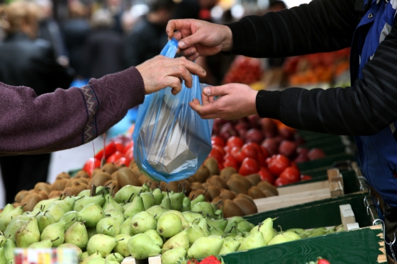 Κενές θέσεις στη Λαϊκή Αγορά της Αλεξανδρούπολης