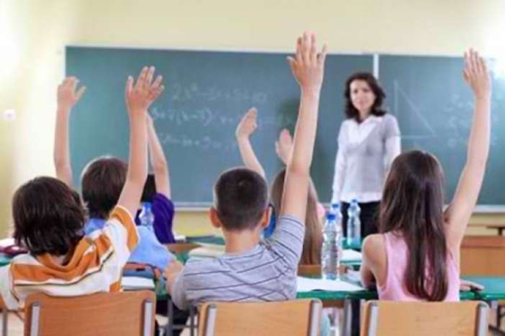 Μόνιμοι διορισμοί 15.000 εκπαιδευτικών, ανακοινώθηκαν από τον Υπουργό Παιδείας