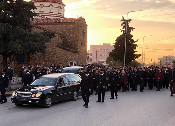 Η Διάσκεψη των Προέδρων της Βουλής αποφάσισε να υιοθετήσει τα τρία παιδιά