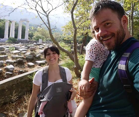 "Πρώτο μας ταξίδι και οι τέσσερις!" έγραψε ο Ευτύχης Μπλέτσας στην λεζάντα της φωτογραφίας.