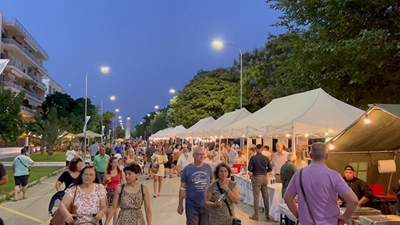 Στιγμιότυπο από την πρώτη ημέρα της έκθεσης