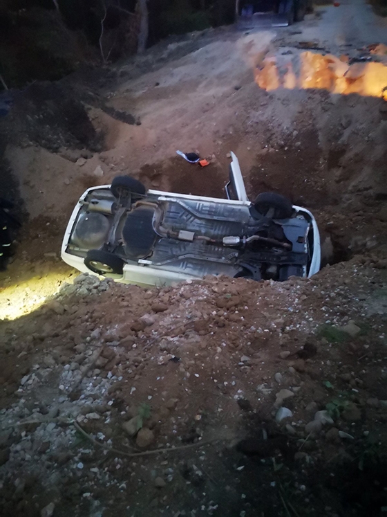 Το όχημα του ηλικιωμένου άνδρα ήταν τρεις και πλεόν ώρες σε αυτή την κατάσταση