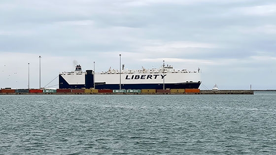Το Αμερικάνικο πλοίο "Liberty Pride" κατέπλευσε στο λιμάνι της Αλεξανδρούπολης
