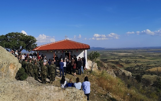 Ο Άγιος Γεώργιος στα Λουτρά Αλεξανδρούπολης, με τη θέα στο Δέλτα του Έβρου