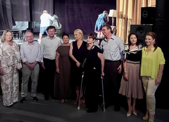 Το παρών στη χθεσινή εκδήλωση έδωσαν οι γονείς της Ελένης Τοπαλούδη Γιάννης Τοπαλούδης και Κυριακή Αρμουτίδου, αλλά και ο δήμαρχος Ορεστιάδας Διαμαντής Παπαδόπουλος.