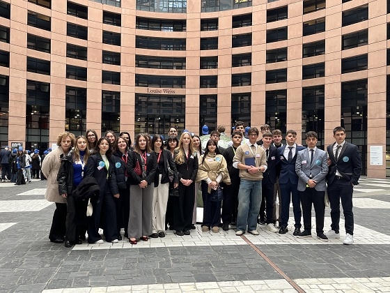 Πολύτιμη εμπειρία η επίσκεψη στο Ευρωκοινοβούλιο, για μαθητές και μαθήτριες της Αλεξανδρούπολης.