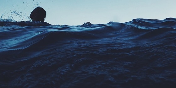 Ηλικιωμένη ανασύρθηκε λιπόθυμη από παραλία Αλεξανδρούπολης - Αναζητούνται στοιχεία ταυτότητας