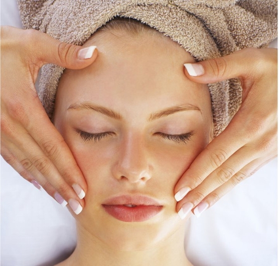 BOTOX και ενέσιμες θεραπείες ή HIFU; Ποιά είναι η διαφορά;