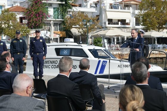 Παραδόθηκε το πρώτο από τα πέντε νέα περιπολικά σκάφη
