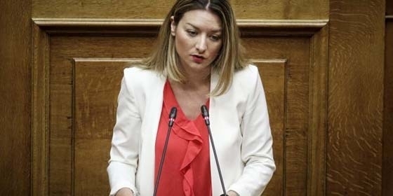 Τι απάντησε η Κεραμέως για τις κενές θέσεις λόγω ΕΒΕ στα Πανεπιστημιακά Τμήματα στον Έβρο