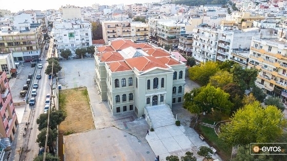 Οι 71 μαθητές και μαθήτριες του σχολείου Αλεξανδρούπολης οι οποίοι κέρδισαν την πρωτιά, διαγωνίστηκαν ανάμεσα σε 1.200 κατηγορίες.