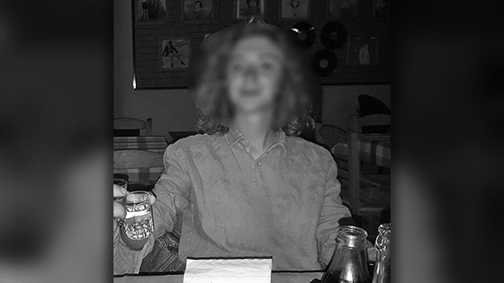 Συγκλονίζει ο πατέρας της 28χρονης: «Υποφέρει η γυναίκα μου, γυρίζει με μια μπλούζα της»