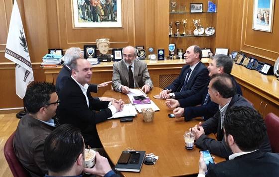 Στιγμιότυπο από την συνάντηση του με τον Δήμαρχο Αλεξανδρούπολης