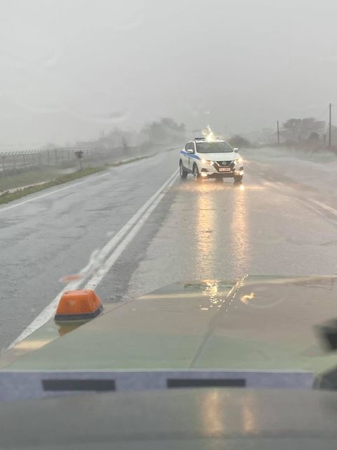 Κλειστοί θα παραμένουν προληπτικά οι δρόμοι σε κάποιες περιοχές του Έβρου.