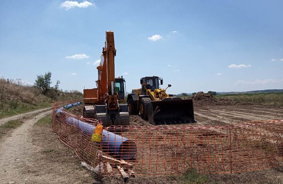 Ξεκίνησε η αντικατάσταση του υπόγειου αρδευτικού Πέπλου – Κήπων (ΦΩΤΟ)