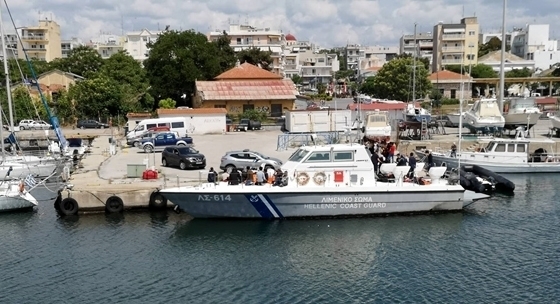 Το λιμενικό στα "κόκκινα" - Ακόμη 36 παράτυποι μετανάστες έφτασαν στο λιμάνι της Αλεξανδρούπολης