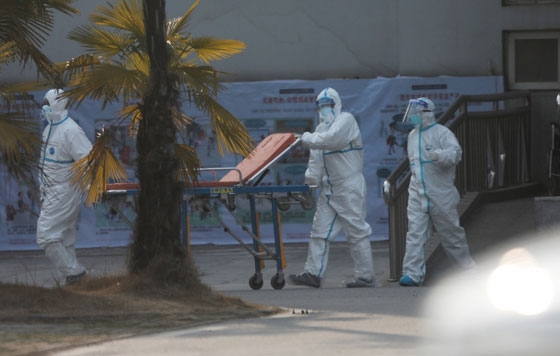 ΕΚΑΒ: Άσκηση στο νοσοκομείο Αλεξανδρούπολης για πιθανό κρούσμα κορονοϊού (video)