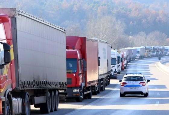Απαγορεύτηκε η κυκλοφορία των φορτηγών ενόψει Δεκαπενταύγουστου