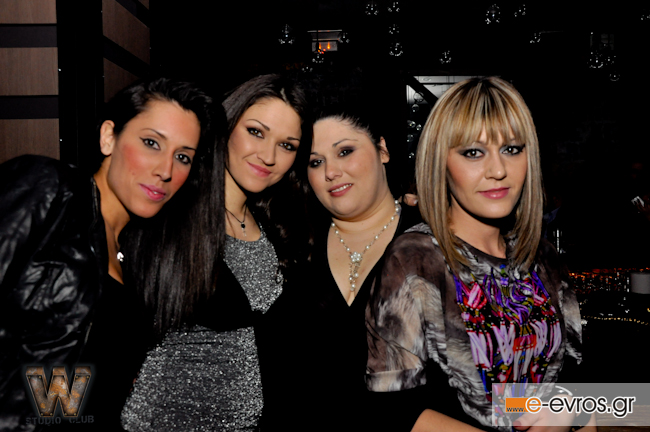 Σαββατιάτικος χαμός στο W - Studio club στην Αλεξανδρούπολη.