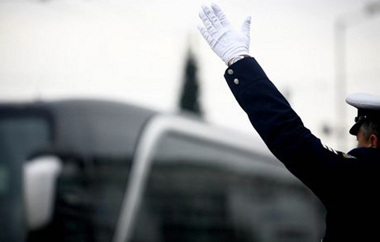 Απαγόρευση κυκλοφορίας και στάθμευσης οχημάτων.