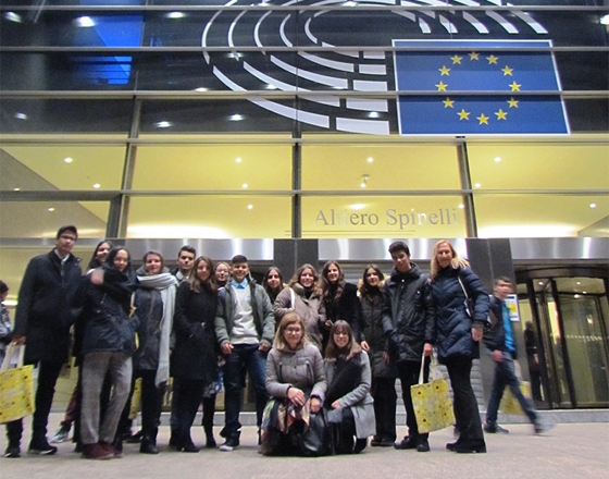 Σε ρόλο Ευρωβουλευτή μαθητές από την Αλεξανδρούπολη!