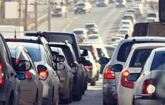 Κατατέθηκε το νομοσχέδιο για τον νέο ΚΟΚ - Αλλαγές σε πρόστιμα, μεταχειρισμένα και γουρούνες