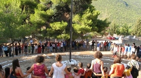 Ξεκινούν οι εγγραφές παιδιών στην κατασκήνωση του κρατικού προγράμματος «Παιδική Εξοχή Μάκρης» για το καλοκαίρι 2018