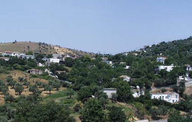 Απόφαση των γονέων λόγω έλλειψης δευτέρου εκπαιδευτικού.