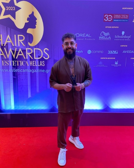 Hair Awards 2023: "Έσκισε" και φέτος ο Αλεξανδρουπολίτης κομμωτής Κώστας Μπαλιάνας