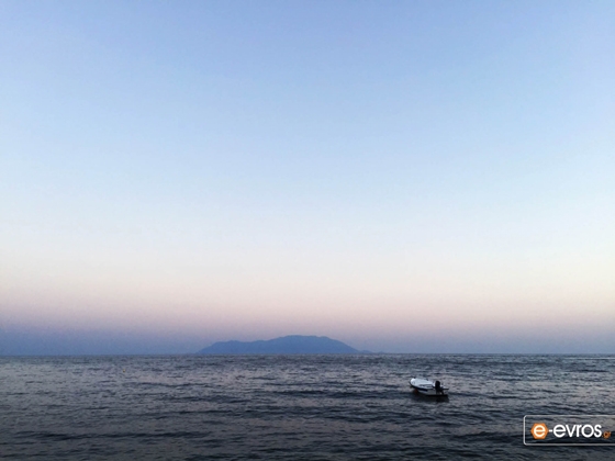 Βρέθηκε η αγνοούμενη λέμβος από την οποία περισυνελέγησαν δεκαεννέα (19) αλλοδαποί. (φώτο αρχείου)