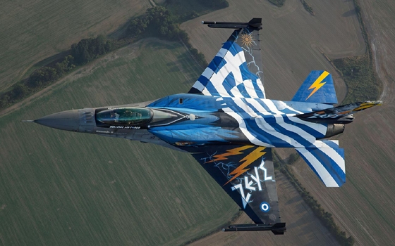 Αλεξ/πολη: Αεροπορική επίδειξη του μαχητικού αεροσκάφους «F-16 ZEYΣ».