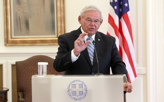 Μπομπ Μενέντεζ: «Η Αλεξανδρούπολη έχει γίνει η Σούδα του Βορρά»