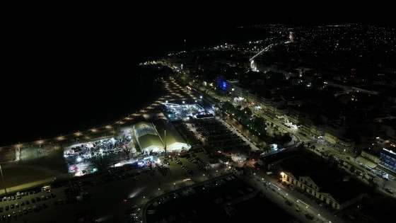 Για πέντε ημέρες, μέχρι και τις 16 Μαΐου η Διοίκηση του Επιμελητηρίου για ακόμη μια φορά στοχεύει να φέρει σε επαφή επαγγελματίες του χώρου και επιχειρήσεις με τους καταναλωτές τους.