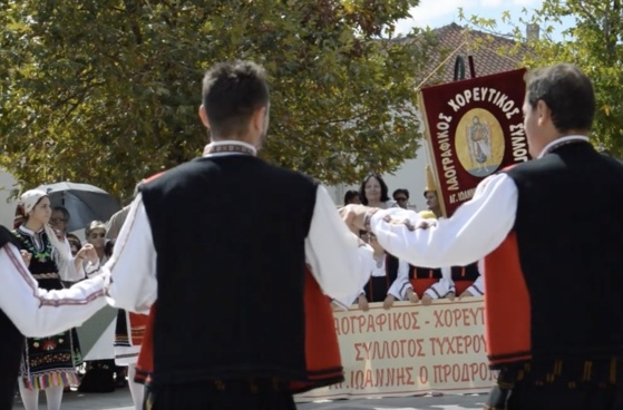 Στιγμιότυπο από τα γυρίσματα της εκπομπής στο Τυχερό το 2016