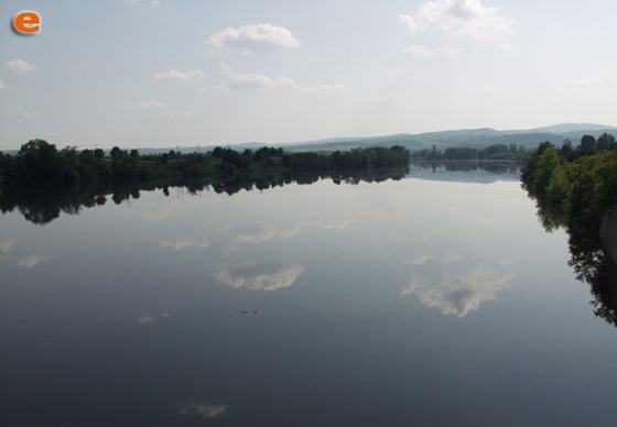 Στη βουλή φέρνει το θέμα του καθαρισμού του ποταμού Έβρου η Ν. Γκαρά.