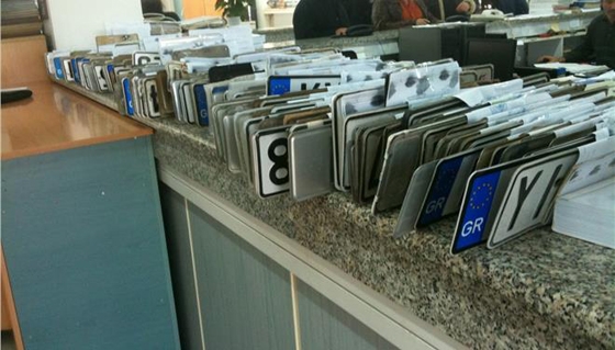 Ρύθμιση για τέλη κυκλοφορίας «με τον μήνα» φέρνει το υπουργείο Οικονομικών.