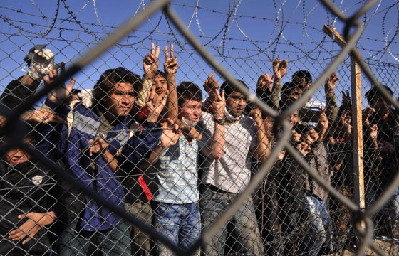 Έρευνα σε βάρος αστυνομικών στον Έβρο για ληστείες σε πρόσφυγες.