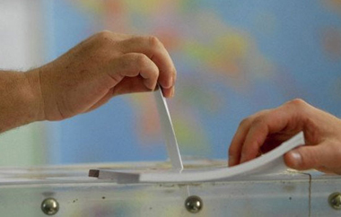 Στις κάλπες που θα στηθούν σε 328 εκλογικά τμήματα θα προσέλθουν στις 25 Ιανουαρίου 162.372 Εβρίτες.