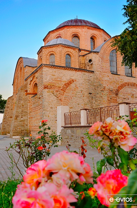 Μία όμορφη και εντελώς διαφορετική όψη θα έχει ο εξωτερικός χώρος της Κοσμοσώτειρας
