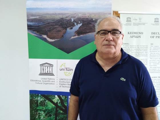 Ο Καθηγητής του Τμήματος Φυσικού Περιβάλλοντος και Κλιματικής Ανθεκτικότητας του Δημοκριτείου Πανεπιστημίου Θράκης Δημήτριος Εμμανουλούδης.