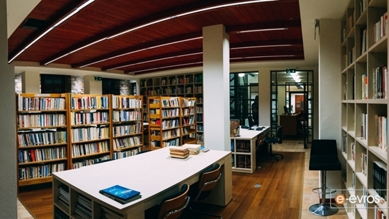 To 1o bazaar βιβλίων στην δημοτική βιβλιοθήκη Αλεξανδρούπολης