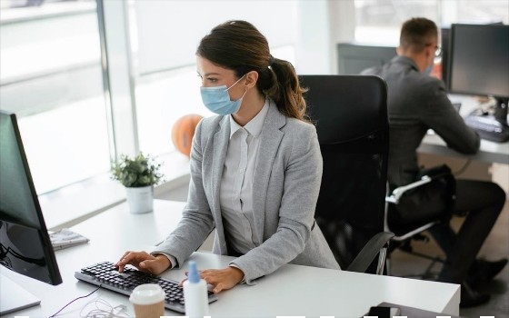 Άδεια νόσησης: Πώς χορηγείται, τι ισχύει για τηλεργασία και ιατρική γνωμάτευση