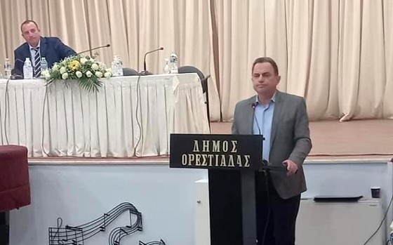Στιγμιότυπο από την παρουσία του υπουργού στην Ορεστιάδα.