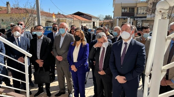 Στιγμιότυπο από τα εγκαίνια του κέντρου.