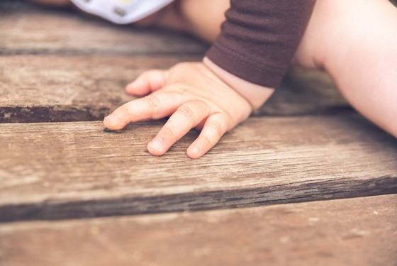 Η συγκλονιστική αυτή μαρτυρία αποκαλύπτει ένα κενό στο σύστημα μέριμνας για τα παιδιά με την αναπηρία και τις οικογένειές τους.